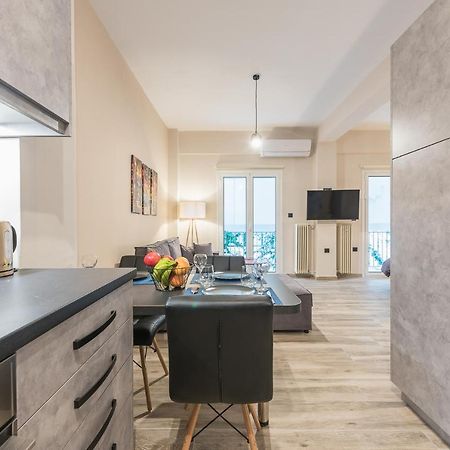 Modern Apartment Downtown Ateny Zewnętrze zdjęcie