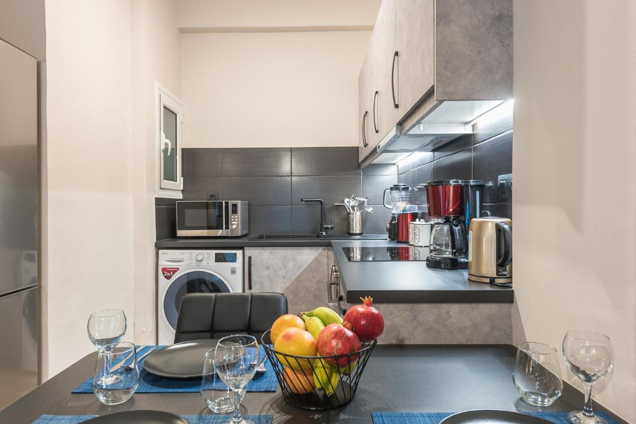Modern Apartment Downtown Ateny Zewnętrze zdjęcie